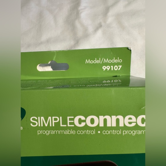 Hunter SimpleConnect Ceiling Fan Controller - Picture 2 of 9